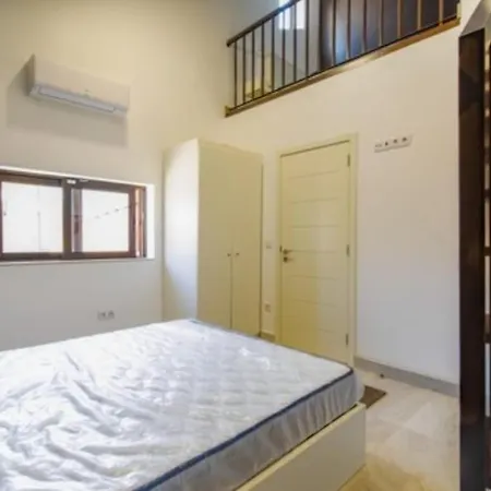 Гостевой дом Thehouse Inporto Порту