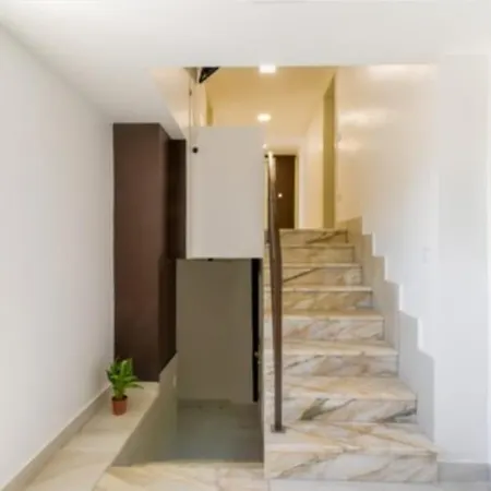 Thehouse Inporto * Порту