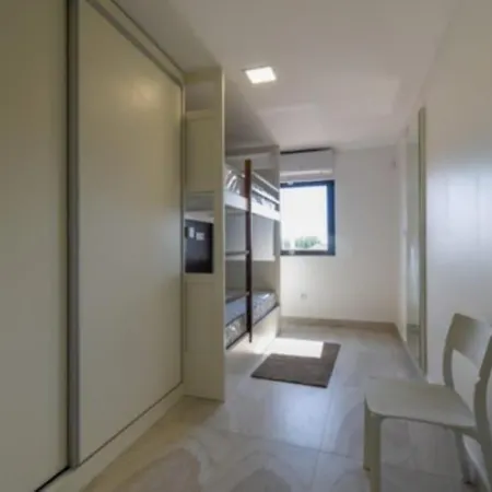 Thehouse Inporto Pensión